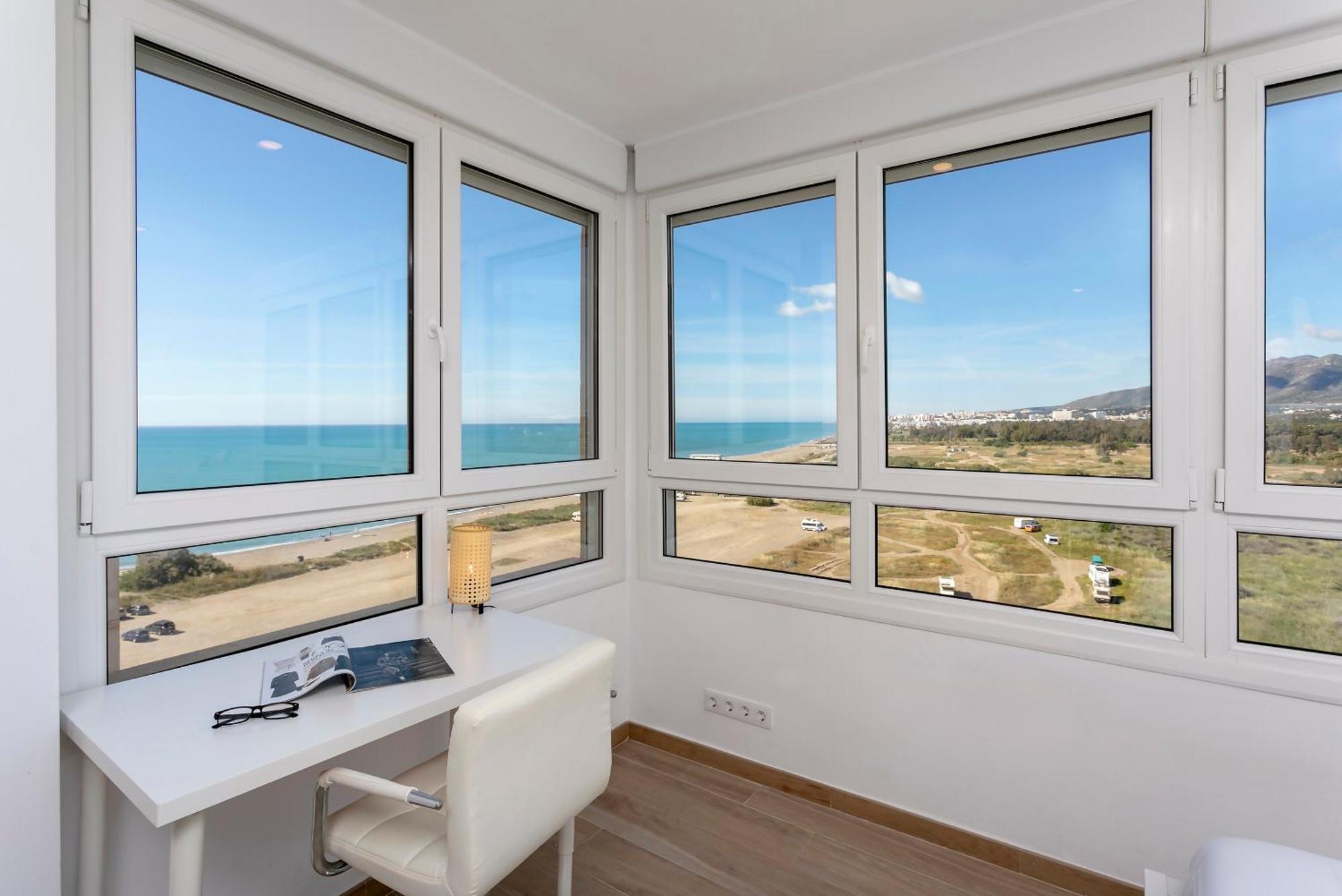 Sunstay Guadalmar Loft Seaview Málaga Eksteriør bilde